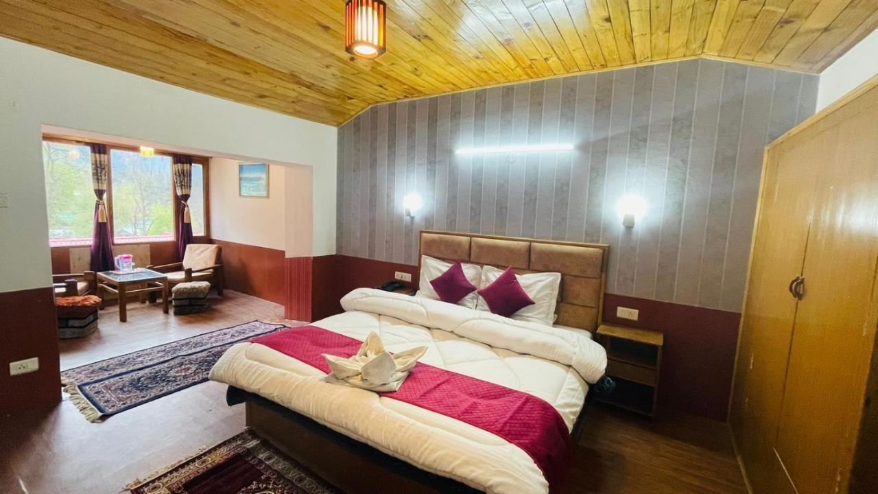 Hotel New Hilltop Inn Manāli Esterno foto