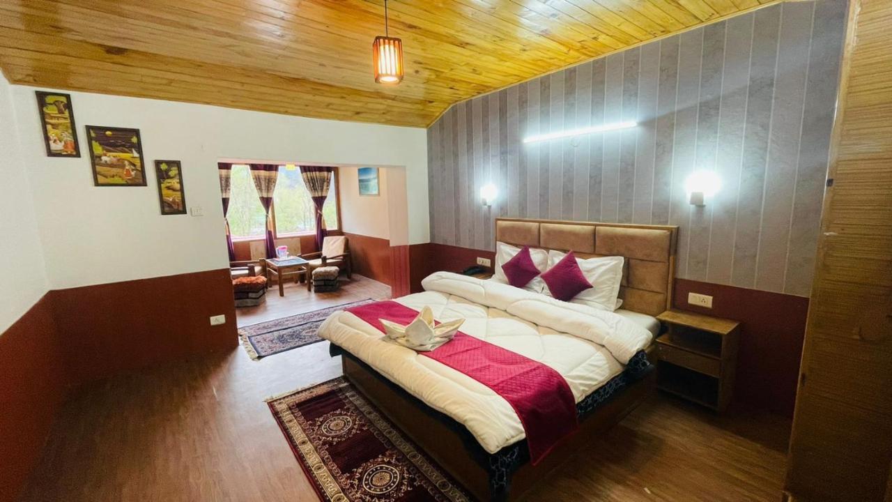 Hotel New Hilltop Inn Manāli Esterno foto